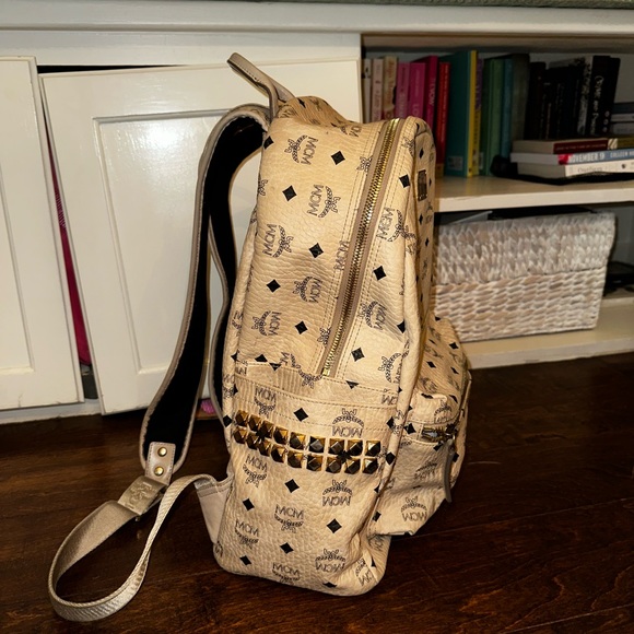 MCM backpack - Picture 8 of 16